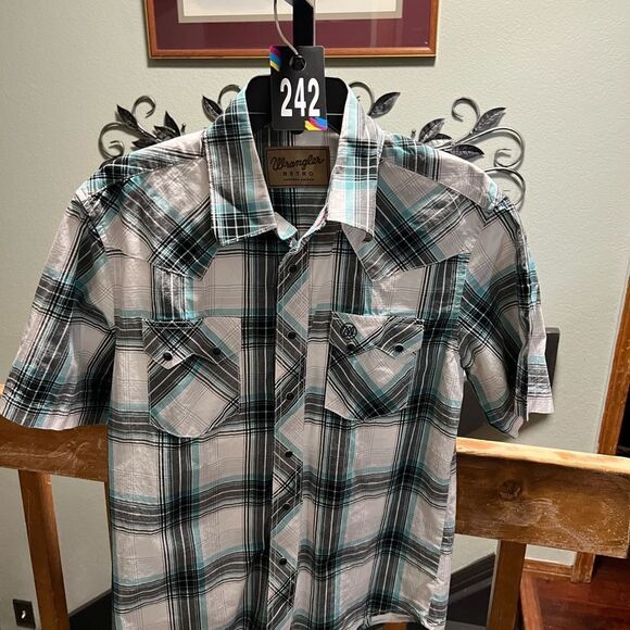 NWOT Wrangler Men's Plaid Short Sleeve Shirt Medium #242 - Picture 1 of 4